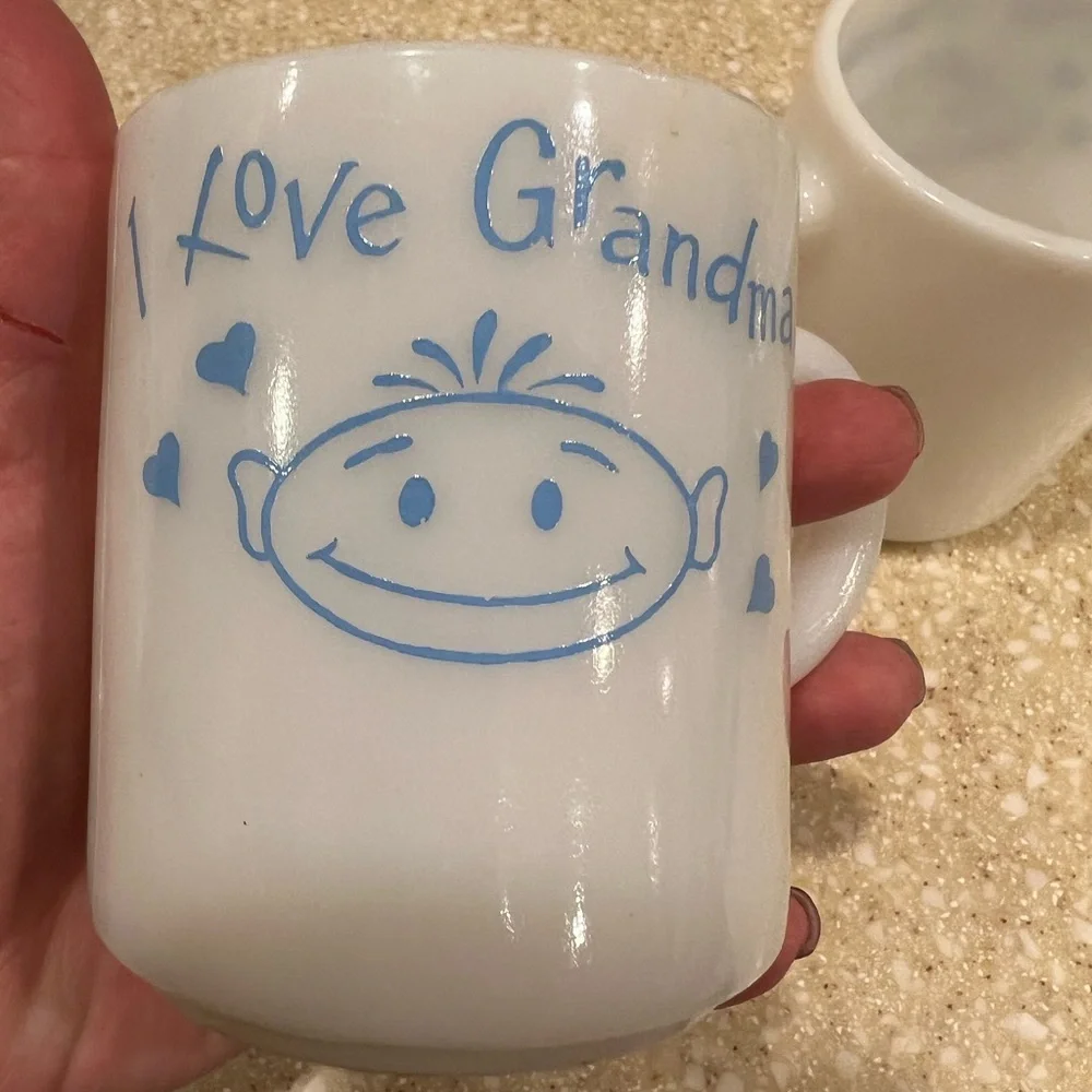 I love Grandma I love Grandpa Vintage Milk Glass Mugs Smiling Stick Figure Face